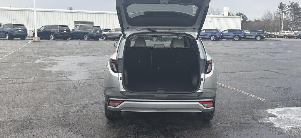 new 2026 Hyundai Tucson car, priced at $40,705