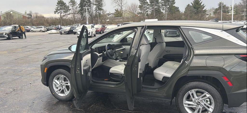new 2026 Hyundai Tucson car, priced at $31,586
