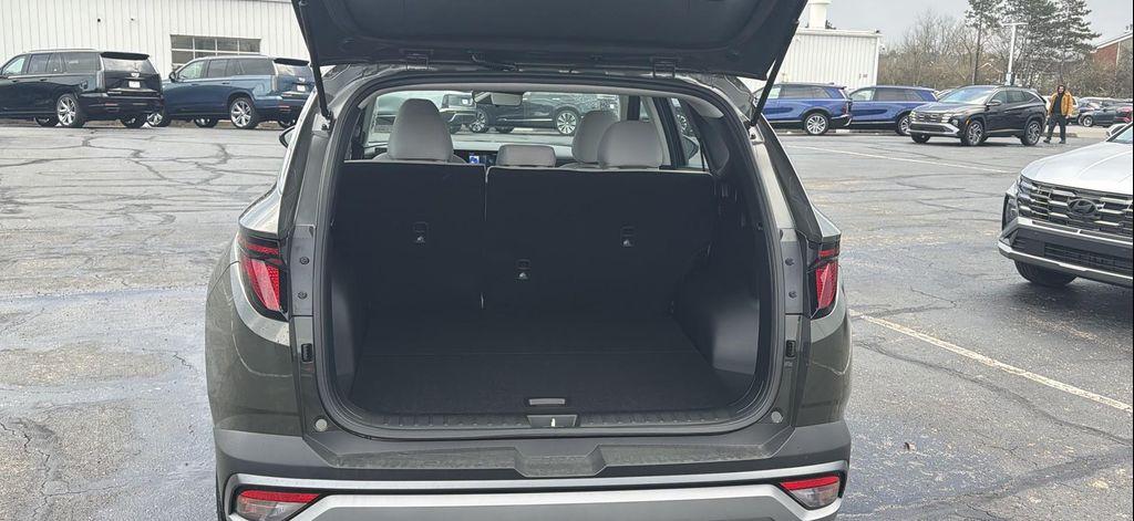 new 2026 Hyundai Tucson car, priced at $31,586