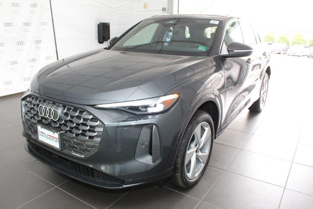 new 2025 Audi Q5 car, priced at $61,950