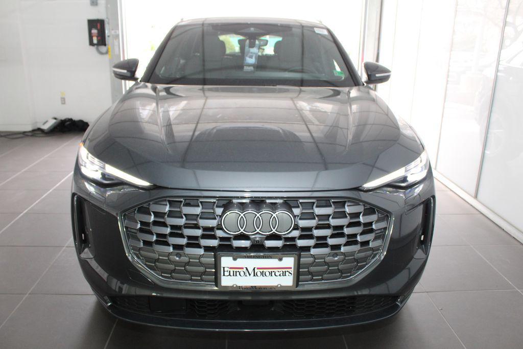 new 2025 Audi Q5 car, priced at $61,950