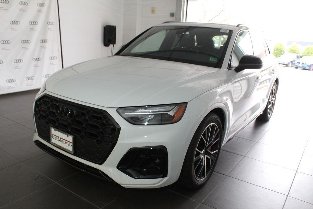 new 2025 Audi SQ5 car, priced at $72,870
