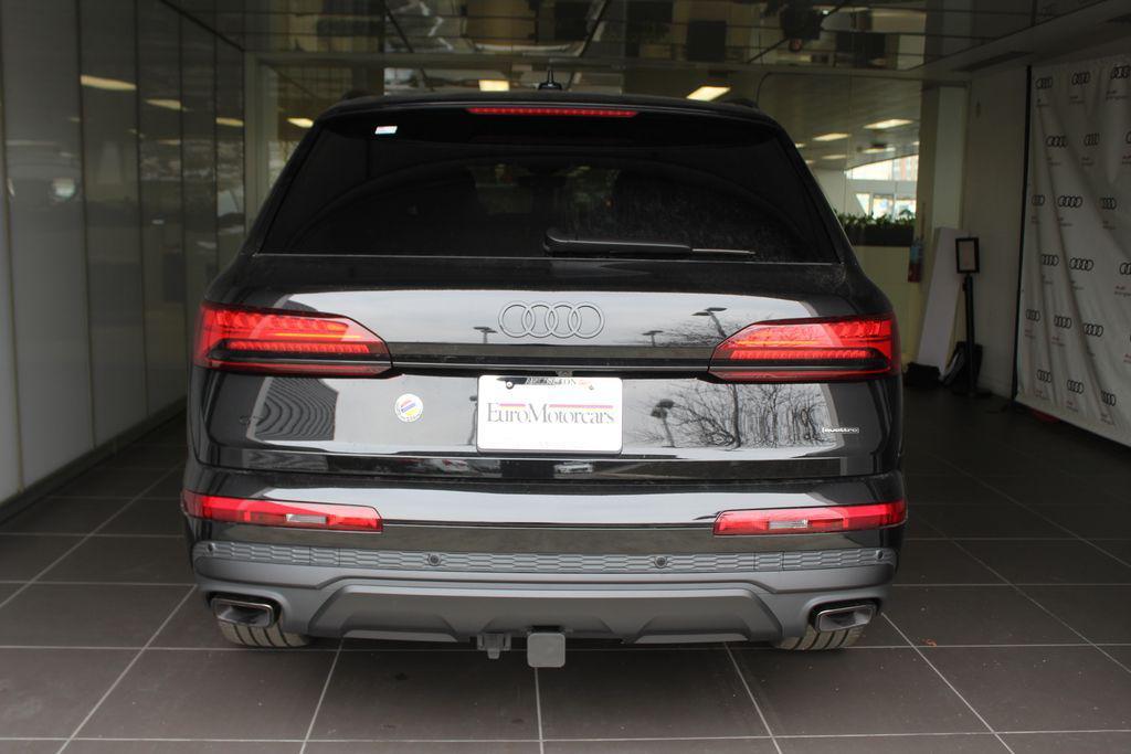 new 2026 Audi Q7 car, priced at $71,890