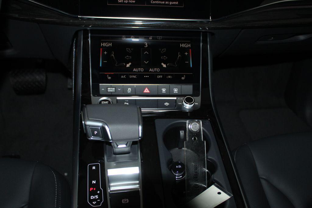 new 2026 Audi Q7 car, priced at $71,890