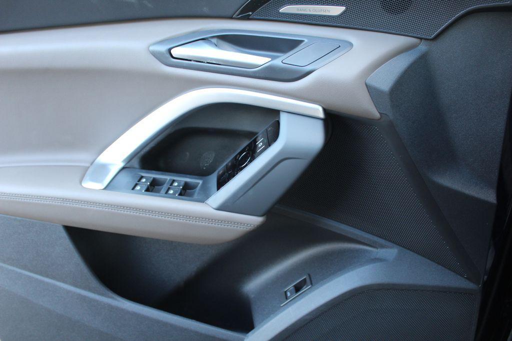 new 2025 Audi Q5 car, priced at $59,850