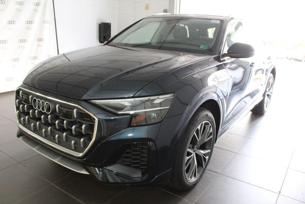 new 2025 Audi Q8 car, priced at $77,565