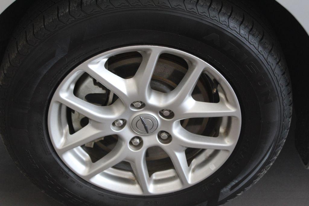 used 2024 Chrysler Pacifica car, priced at $25,250