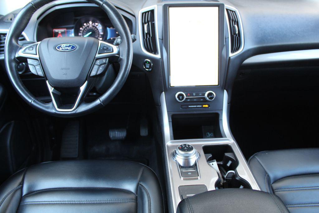 used 2023 Ford Edge car, priced at $20,000