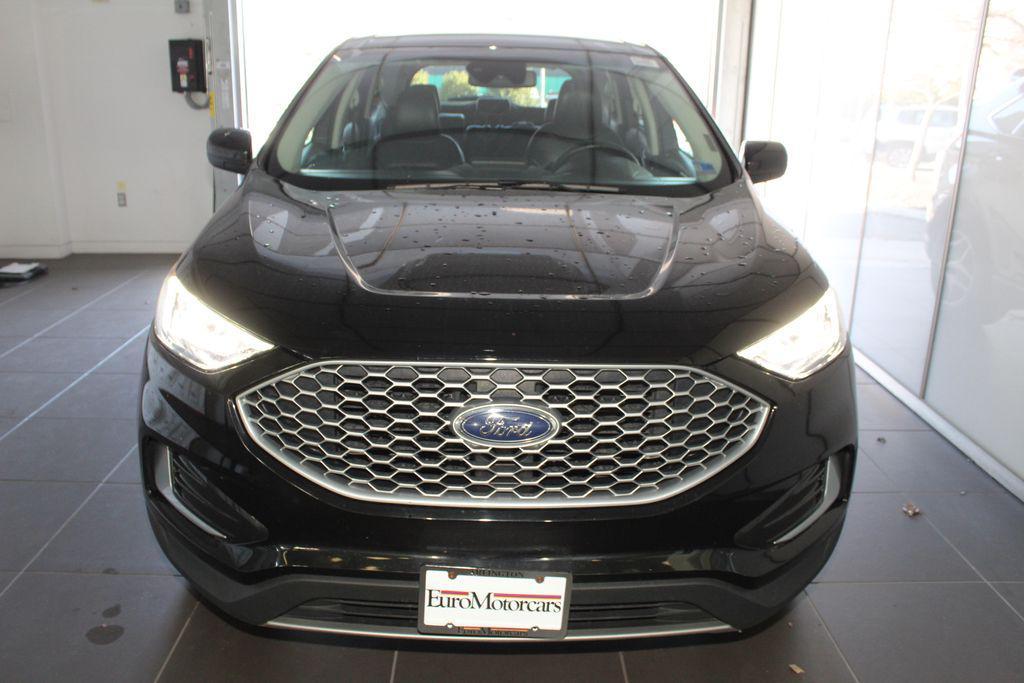 used 2023 Ford Edge car, priced at $20,000