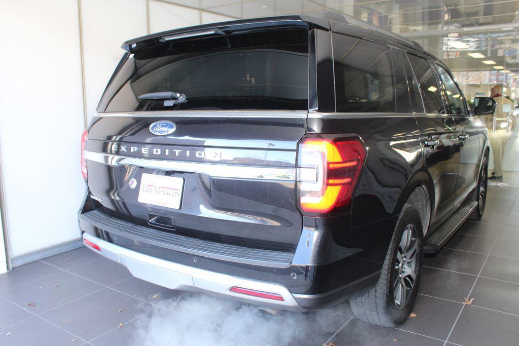 used 2024 Ford Expedition car, priced at $43,000
