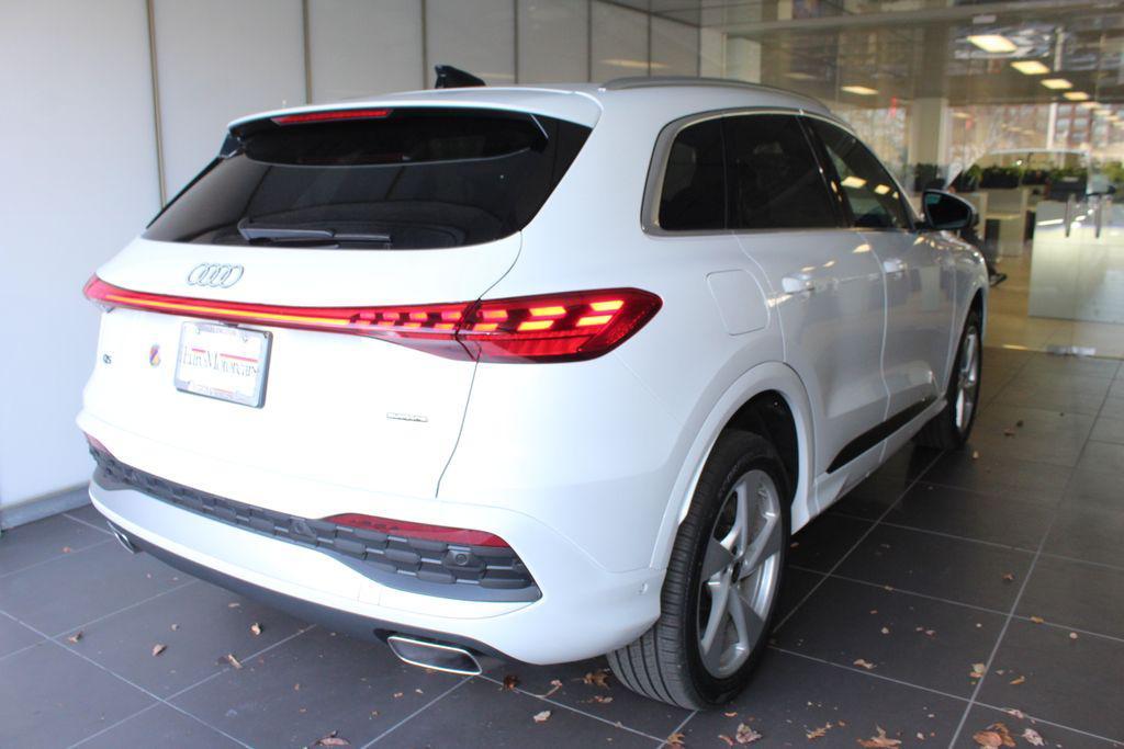 new 2025 Audi Q5 car, priced at $54,464