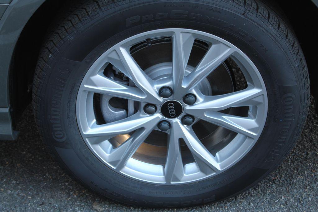 new 2025 Audi Q3 car, priced at $44,060