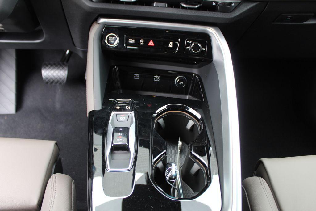 new 2025 Audi Q5 car, priced at $66,235