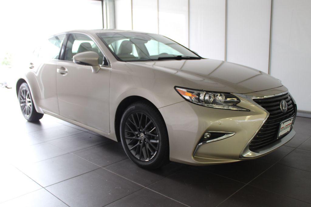 used 2018 Lexus ES 350 car, priced at $19,898
