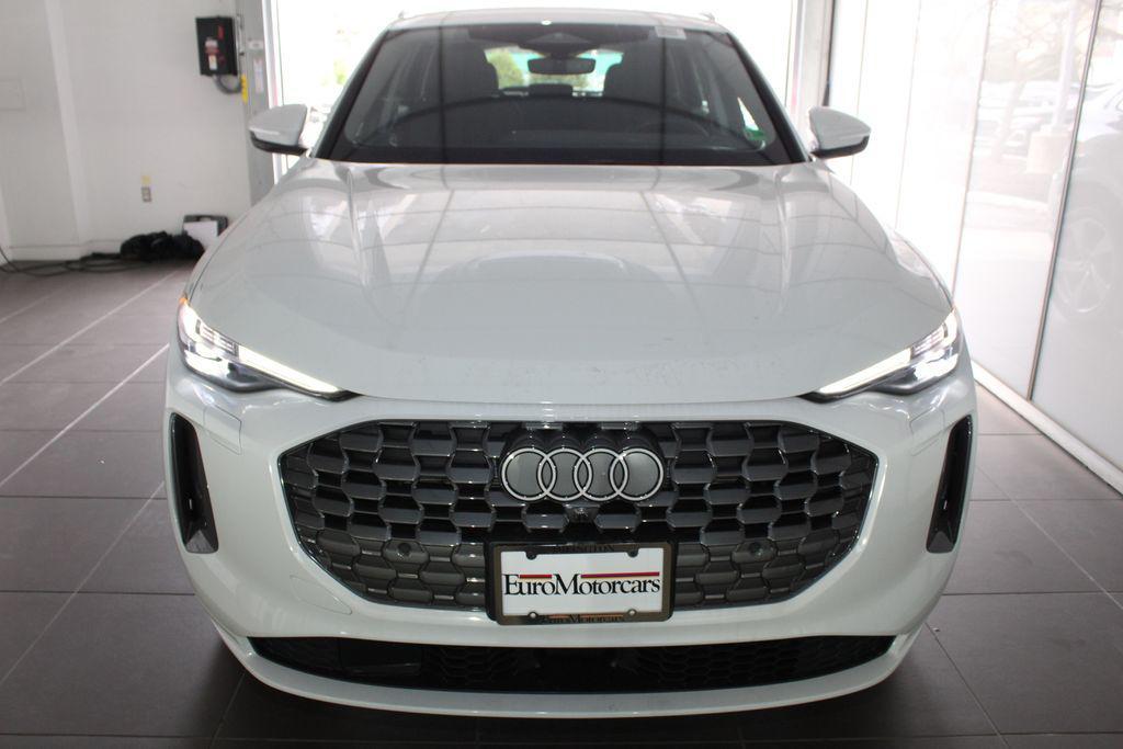 new 2025 Audi Q5 car, priced at $54,450