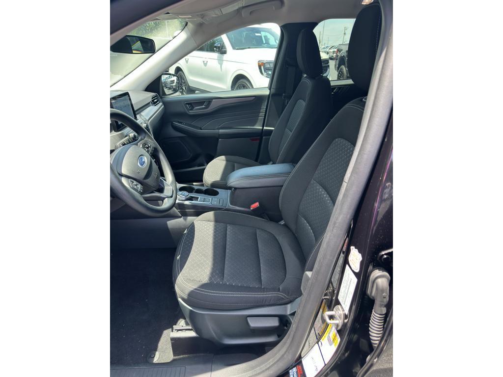 used 2025 Ford Escape car, priced at $23,547