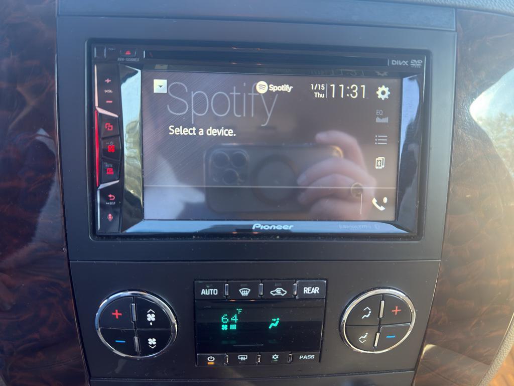 used 2013 GMC Yukon XL car, priced at $11,457