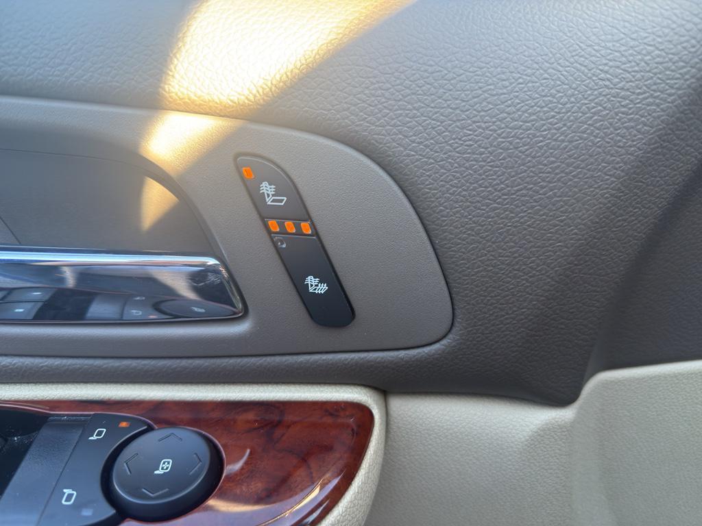 used 2013 GMC Yukon XL car, priced at $11,457