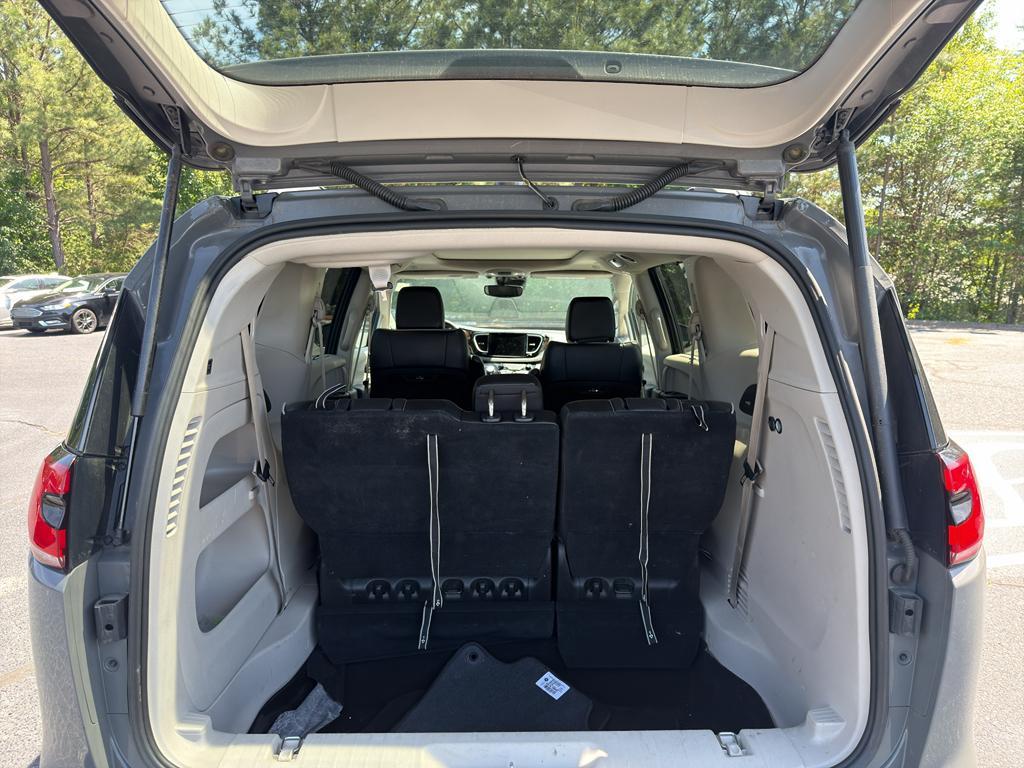 used 2023 Chrysler Pacifica car, priced at $25,418
