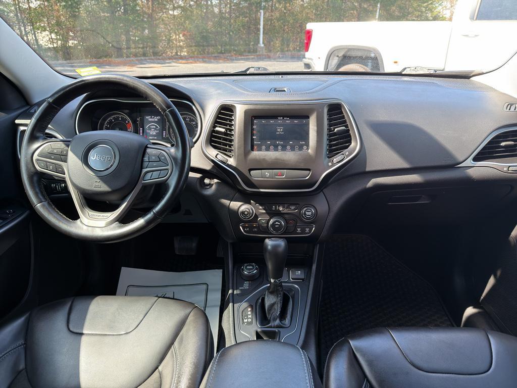 used 2020 Jeep Cherokee car, priced at $16,506
