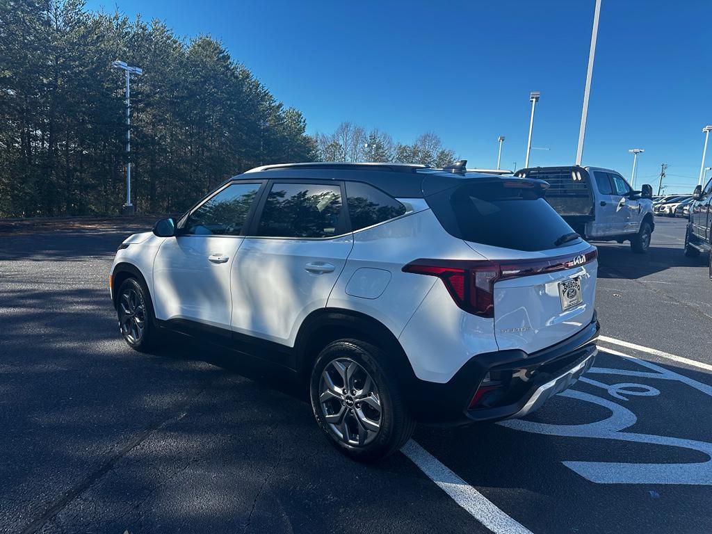 used 2024 Kia Seltos car, priced at $20,491