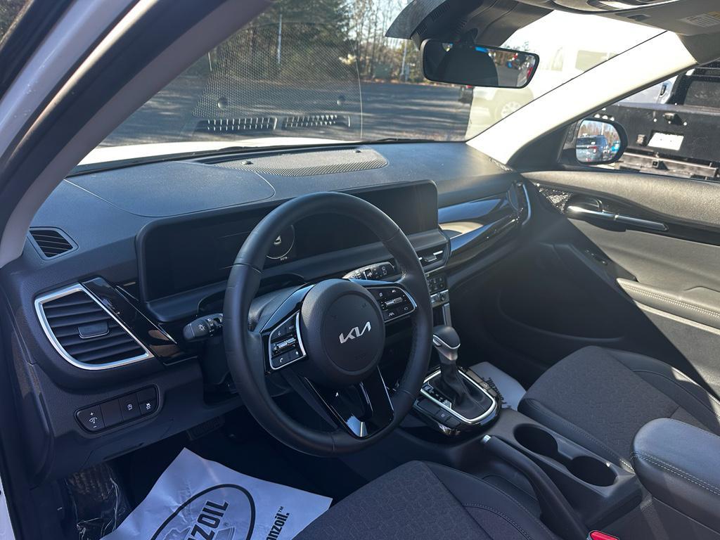 used 2024 Kia Seltos car, priced at $20,491