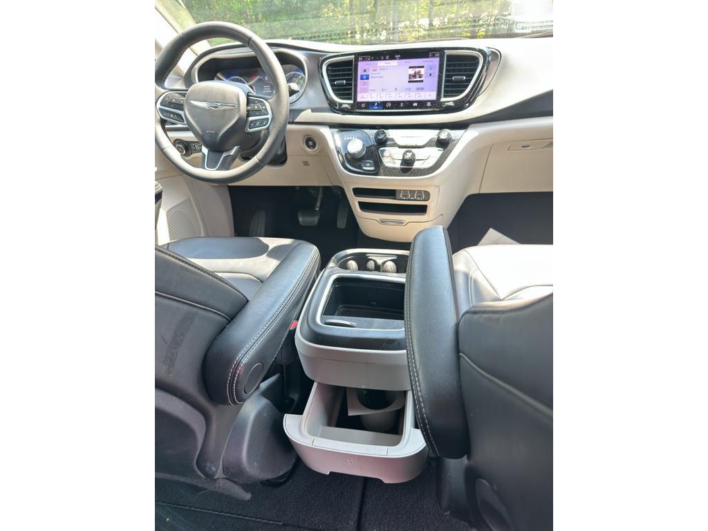 used 2023 Chrysler Pacifica car, priced at $23,676