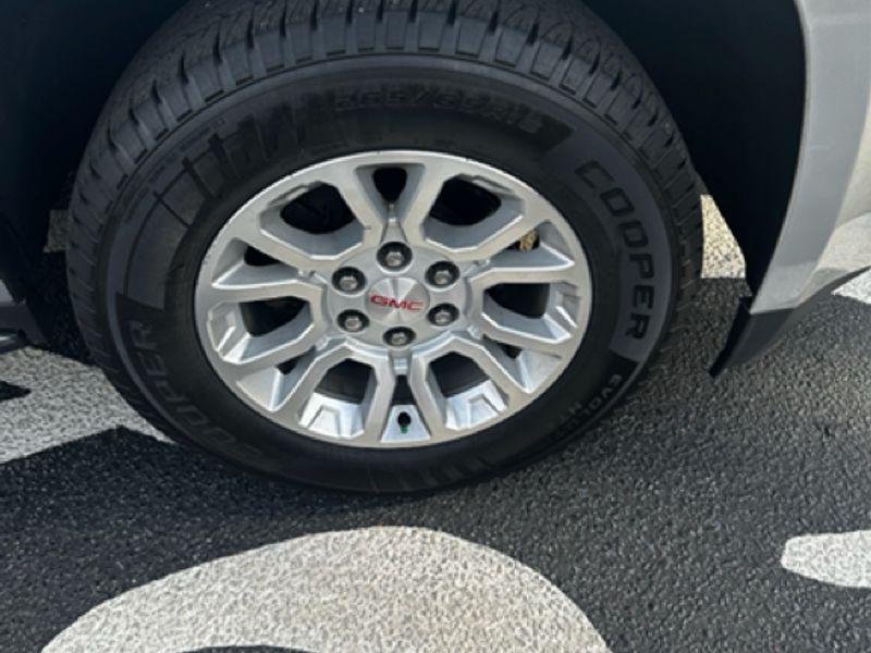 used 2020 GMC Yukon car, priced at $27,741