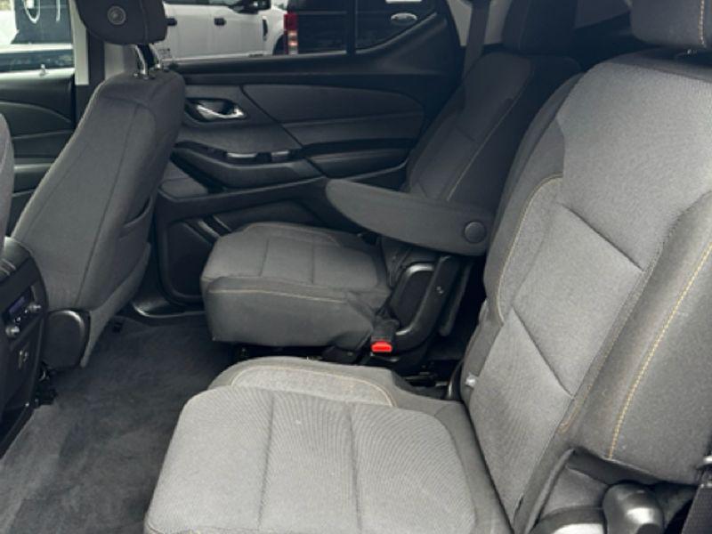 used 2020 Chevrolet Traverse car, priced at $16,394