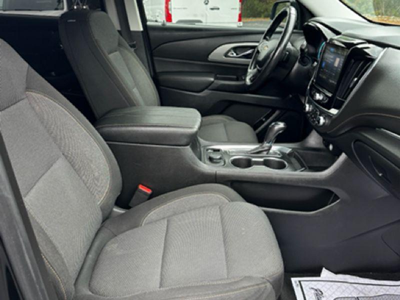 used 2020 Chevrolet Traverse car, priced at $16,394