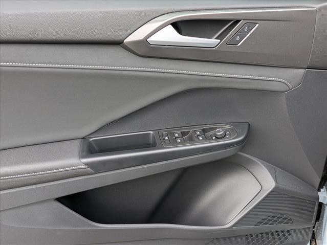 new 2026 Volkswagen Taos car, priced at $31,888