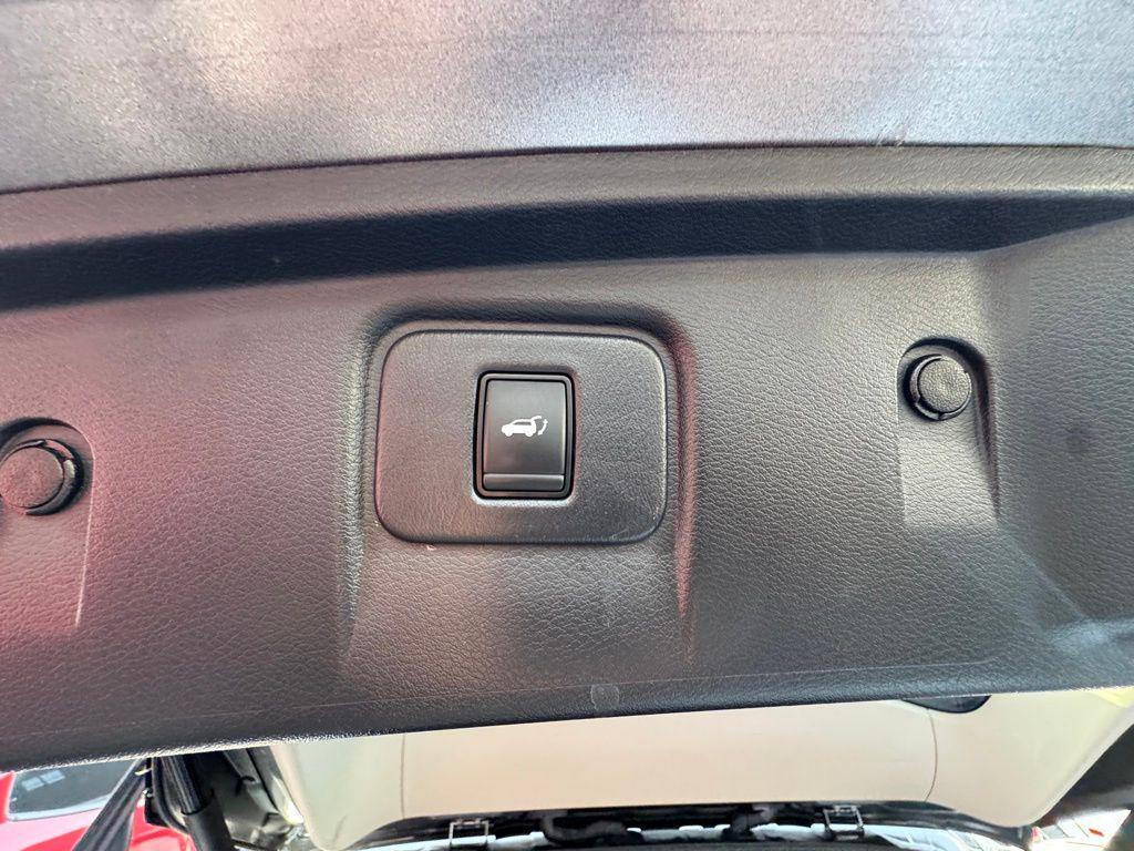 used 2018 Nissan Murano car, priced at $16,182