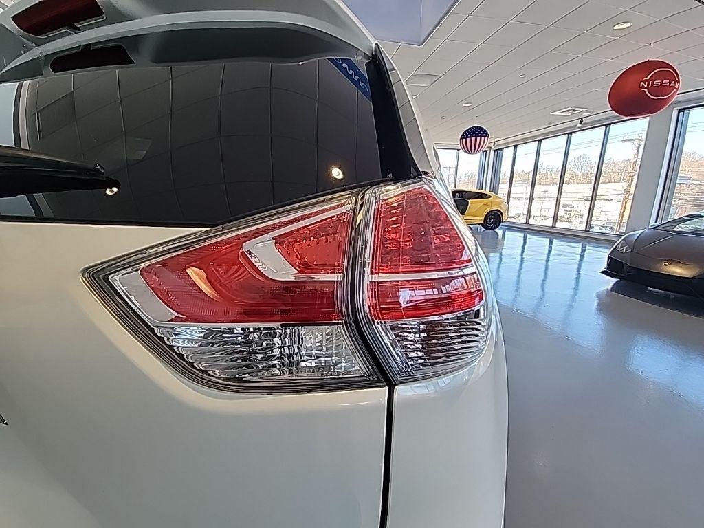 used 2016 Nissan Rogue car, priced at $9,190