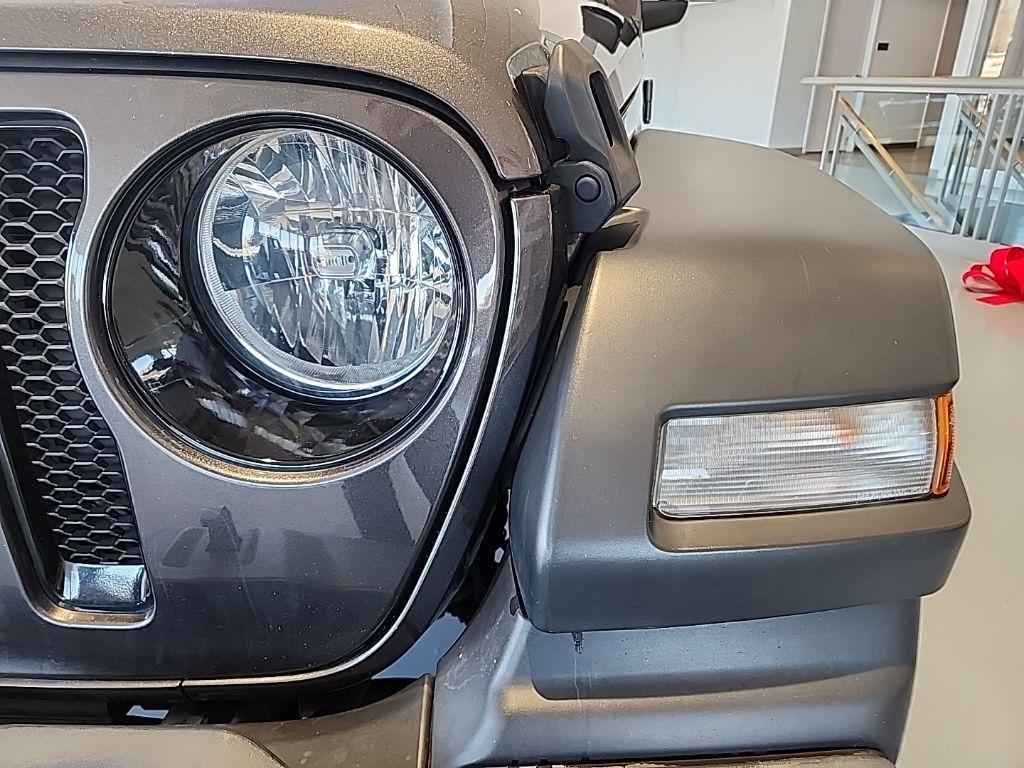 used 2021 Jeep Wrangler Unlimited car, priced at $20,364