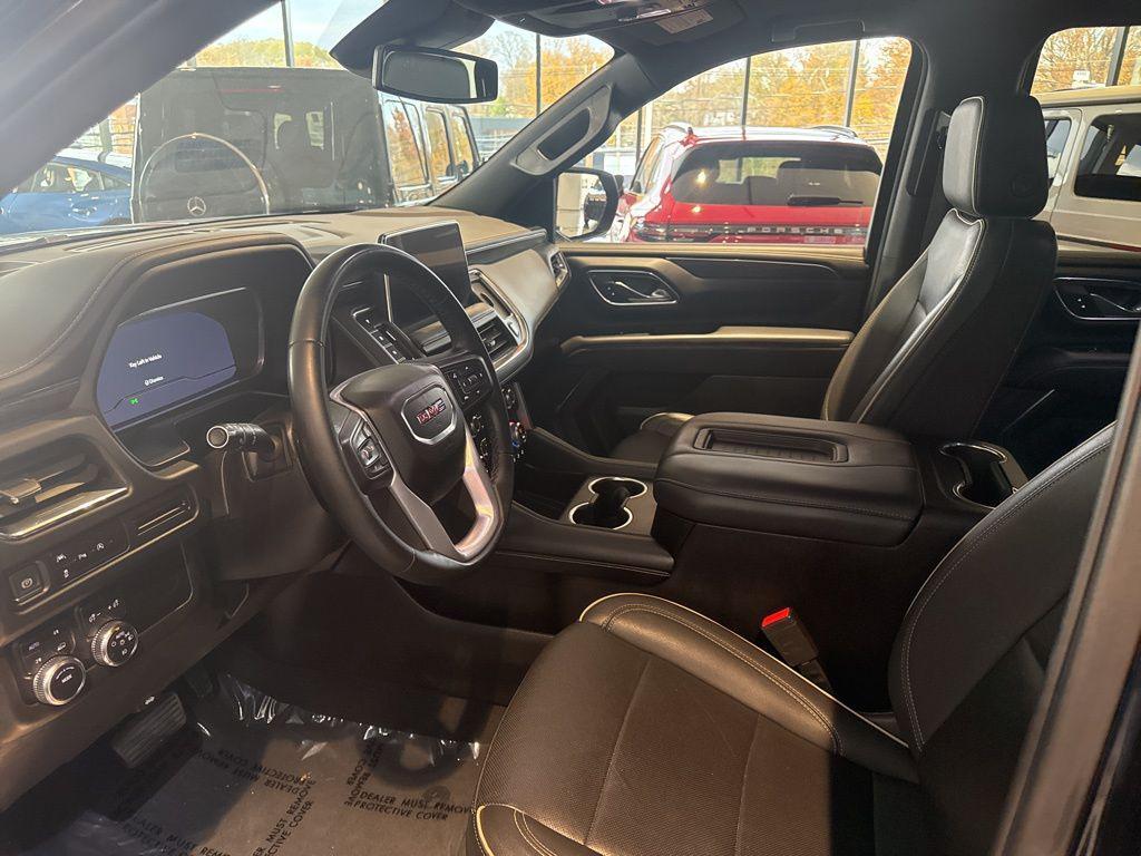 used 2023 GMC Yukon car, priced at $45,405