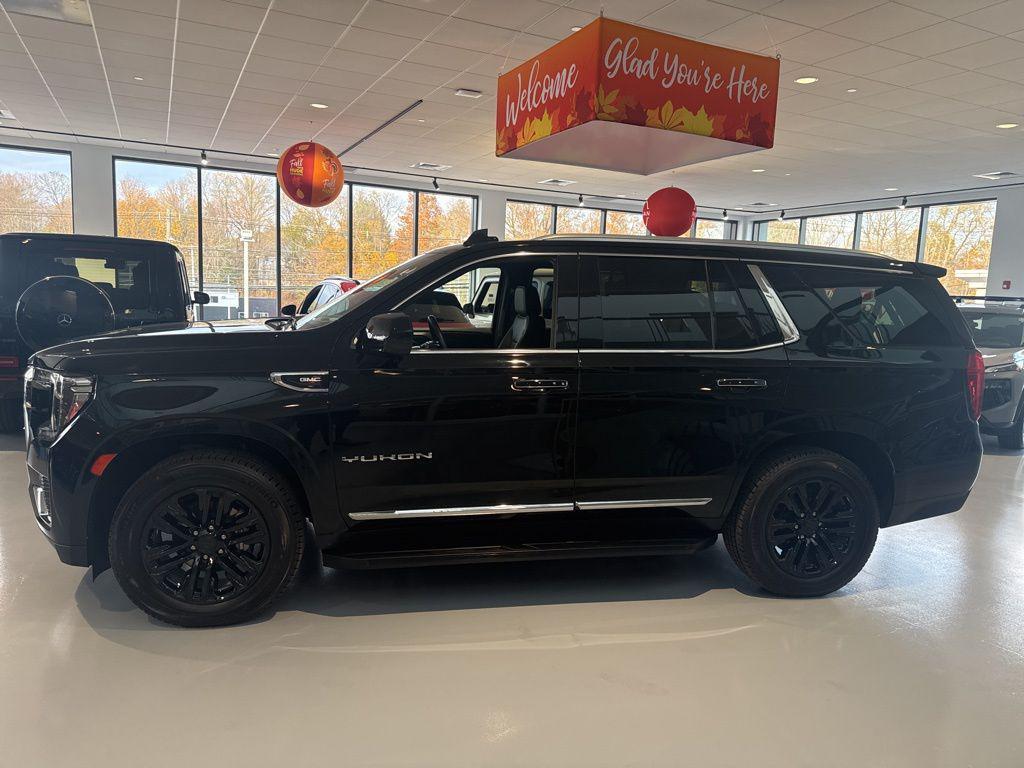 used 2023 GMC Yukon car, priced at $45,405