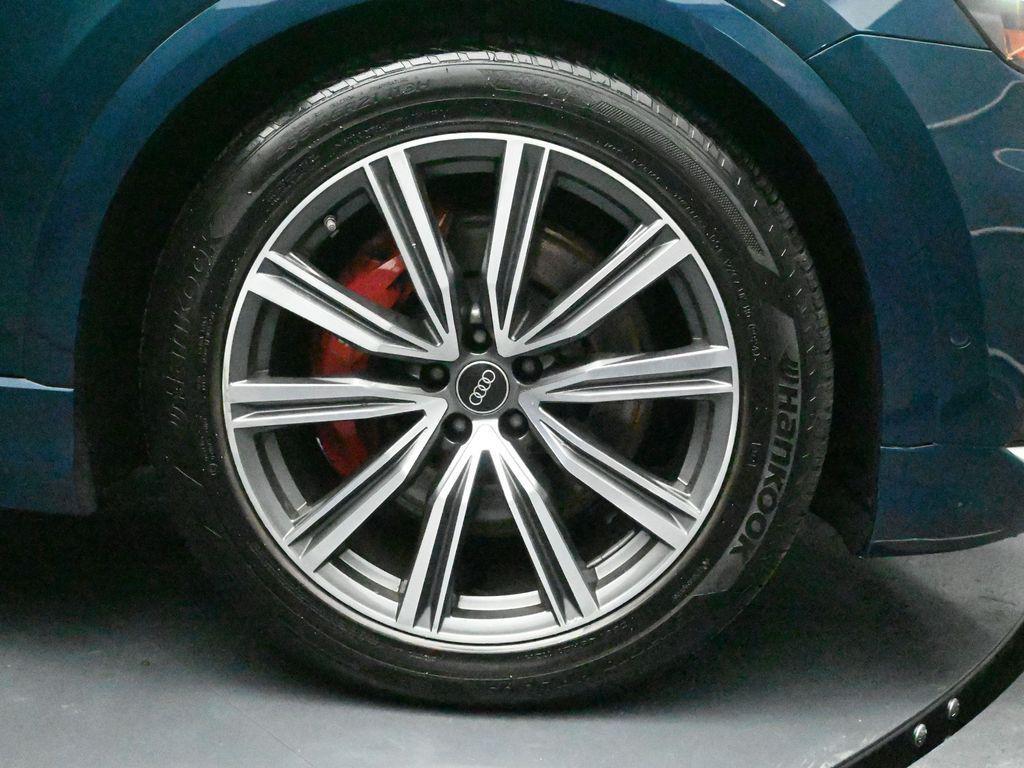 used 2022 Audi SQ8 car, priced at $49,724