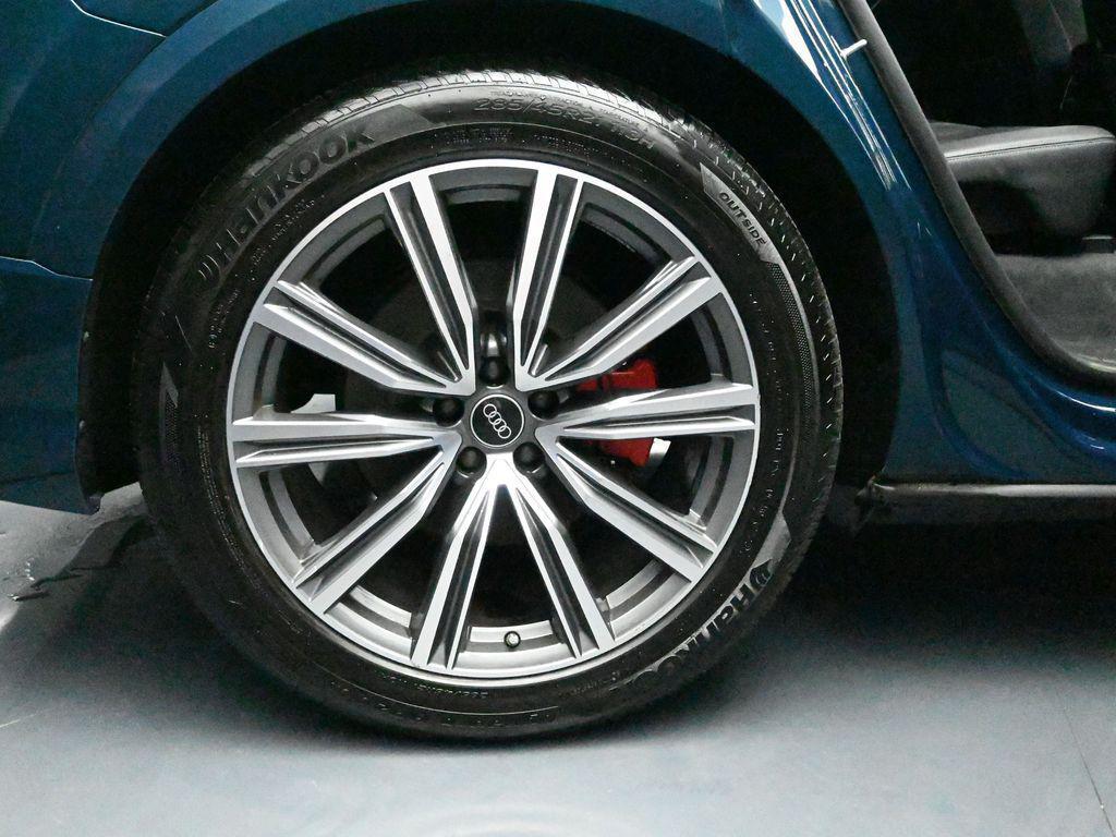 used 2022 Audi SQ8 car, priced at $49,724