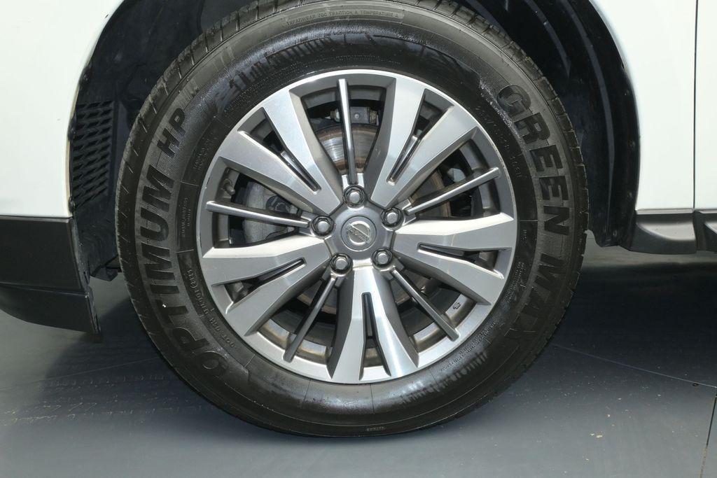used 2019 Nissan Pathfinder car, priced at $12,104