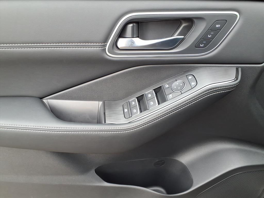 new 2026 Nissan Rogue car, priced at $39,029