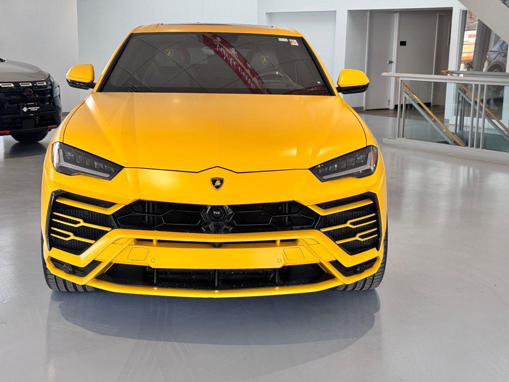 used 2021 Lamborghini Urus car, priced at $177,035