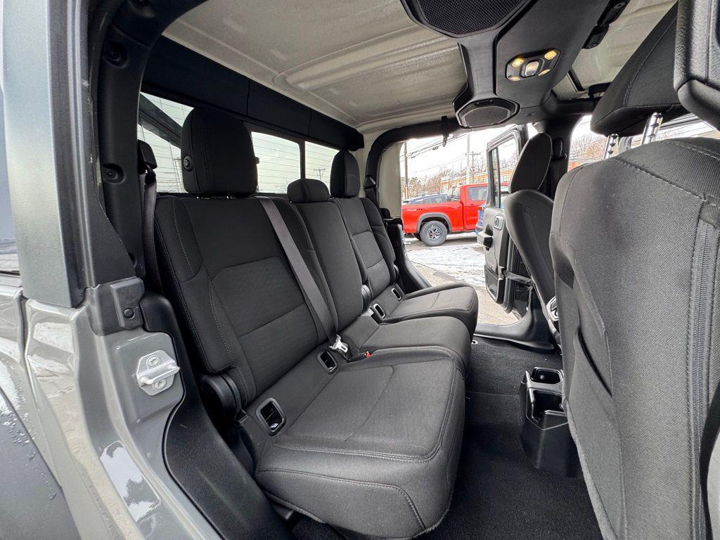 used 2020 Jeep Gladiator car, priced at $22,093