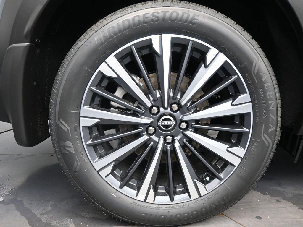 new 2026 Nissan Pathfinder car, priced at $48,351