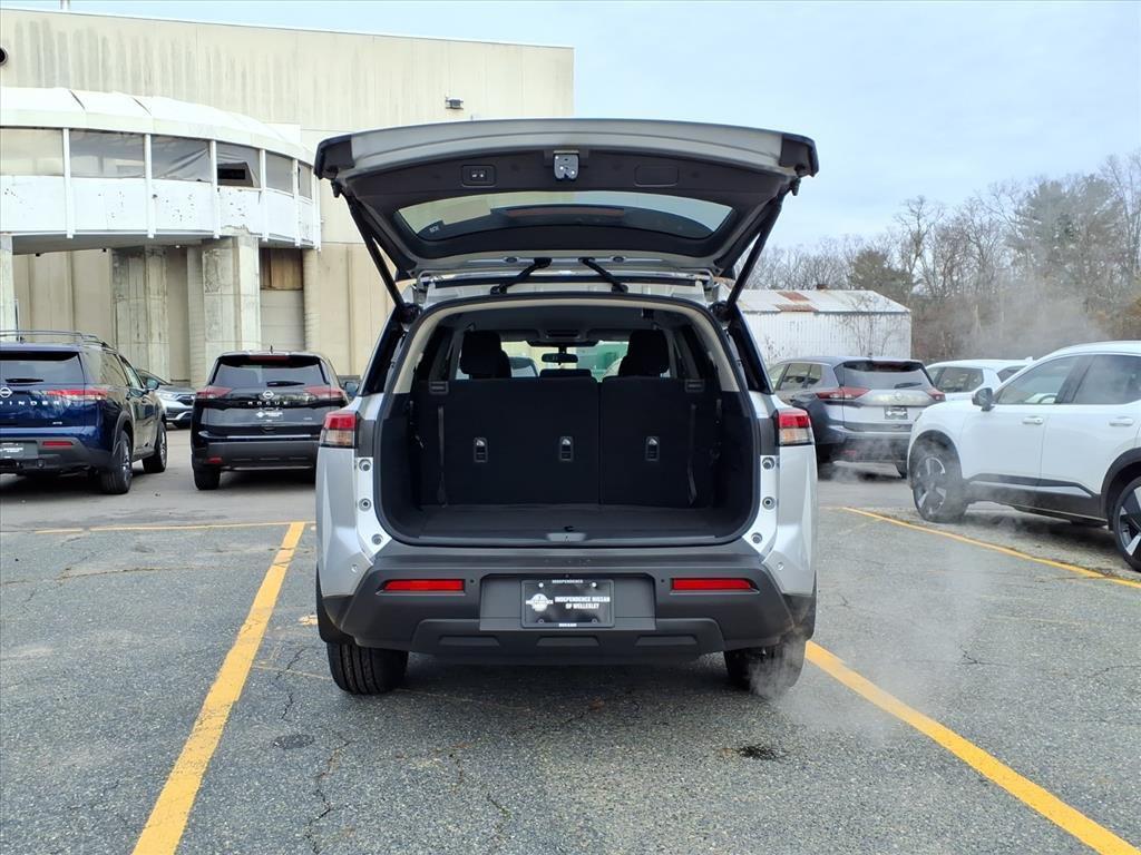 new 2025 Nissan Pathfinder car, priced at $35,256