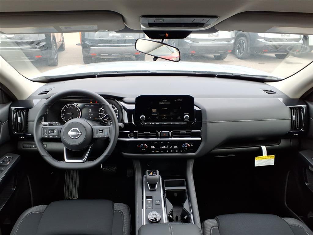 new 2025 Nissan Pathfinder car, priced at $35,256