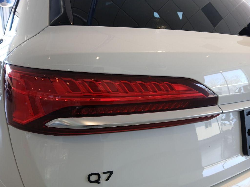 used 2025 Audi Q7 car, priced at $45,874