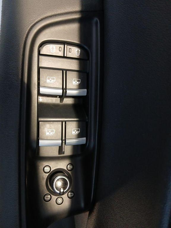 used 2025 Audi Q7 car, priced at $45,874