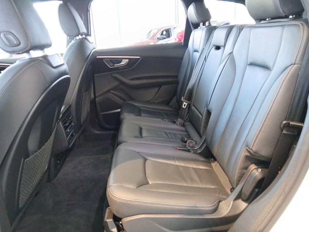 used 2025 Audi Q7 car, priced at $45,874