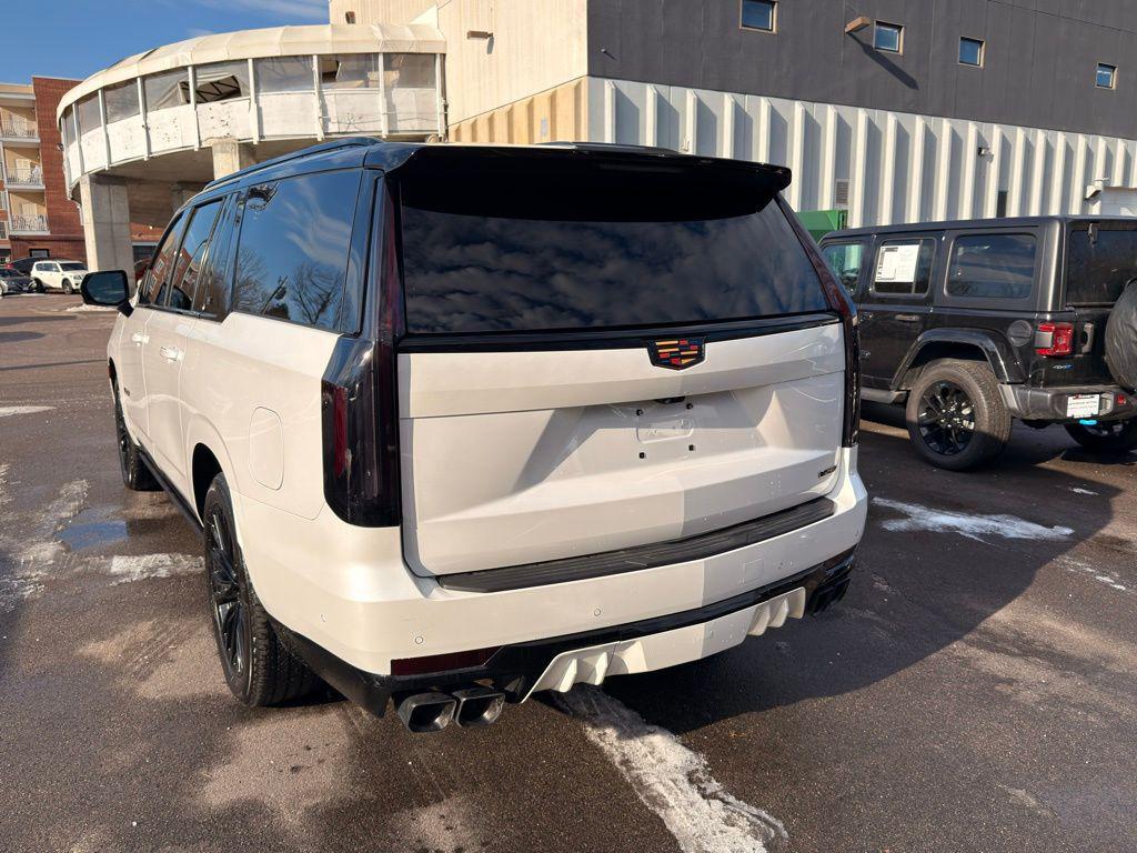 used 2023 Cadillac Escalade ESV car, priced at $100,532