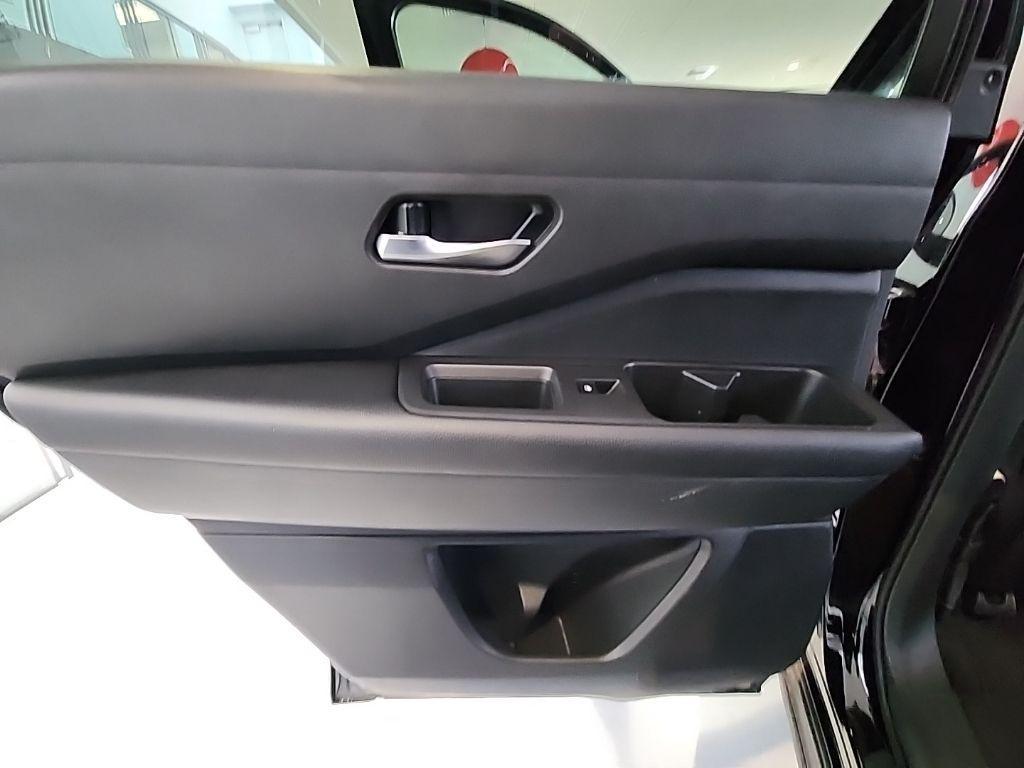 used 2022 Nissan Pathfinder car, priced at $19,958